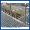 Stair Treads/Galvanized Steel Grating